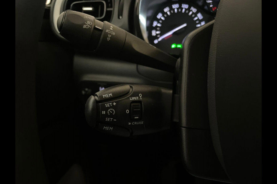 Citroën C3 1.2 S&S Feel Edition AIRCO CLIMA NAVI CRUISE APPLE CARPLAY TREKHAAK PDC PRIVACY GLAS NIEUWSTAAT