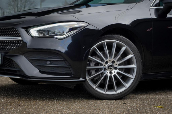 Mercedes-Benz CLA-Klasse 250e AMG Line / Pano / Sfeerverlichting / SOH 96,1 / Stoelverwarming+Ventilatie / Leder / HUD