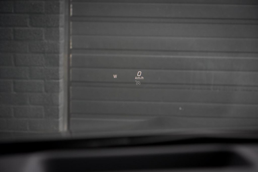 Mercedes-Benz CLA-Klasse 250e AMG Line / Pano / Sfeerverlichting / SOH 96,1 / Stoelverwarming+Ventilatie / Leder / HUD