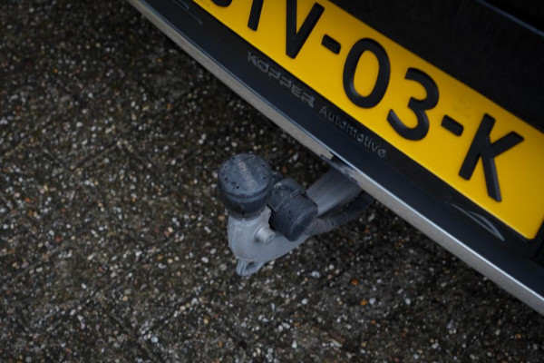 Mercedes-Benz CLA-Klasse 250e AMG Line / Pano / Sfeerverlichting / SOH 96,1 / Stoelverwarming+Ventilatie / Leder / HUD