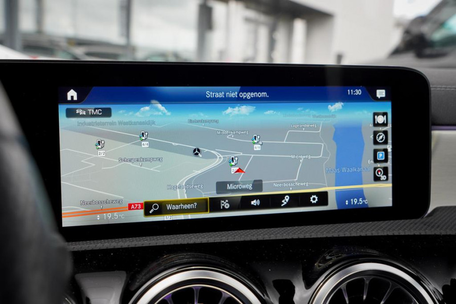 Mercedes-Benz CLA-Klasse 250e AMG Line / Pano / Sfeerverlichting / SOH 96,1 / Stoelverwarming+Ventilatie / Leder / HUD