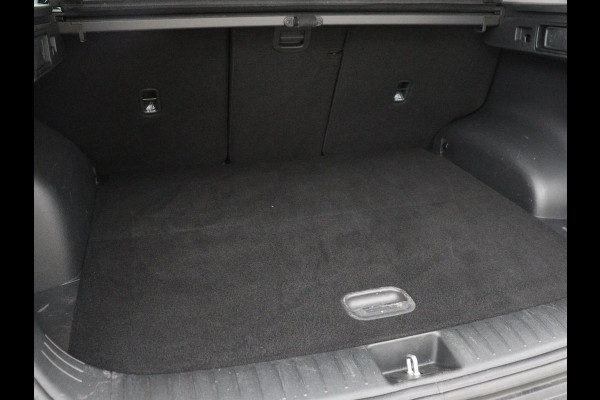 Kia Sportage 1.6 T-GDi Plug-in Hybrid AWD DynamicLine | Adaptive cruise | Camera | Carplay | Navigatie | Digital Cockpit | 19'' | Climate control | Full LED | Parkeerhulp | PHEV | Plug In