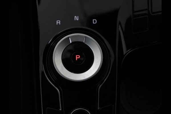 Kia Sportage 1.6 T-GDi Plug-in Hybrid AWD DynamicLine | Adaptive cruise | Camera | Carplay | Navigatie | Digital Cockpit | 19'' | Climate control | Full LED | Parkeerhulp | PHEV | Plug In