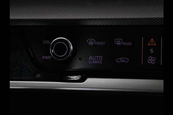 Kia Sportage 1.6 T-GDi Plug-in Hybrid AWD DynamicLine | Adaptive cruise | Camera | Carplay | Navigatie | Digital Cockpit | 19'' | Climate control | Full LED | Parkeerhulp | PHEV | Plug In