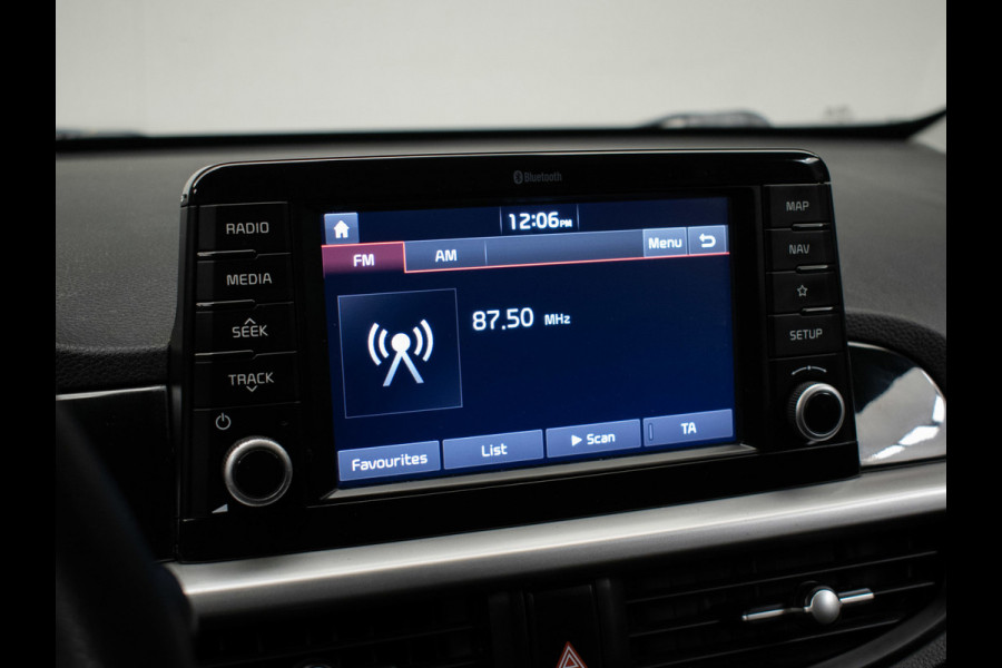 Kia Picanto 1.0 CVVT ComfortPlusLine Navigator Sport (APPLE CARPLAY,NAVI,CAMERA,CRUISE,ELEKTRISCH PAKKET,SPORTSTOELEN,LM VELGEN)