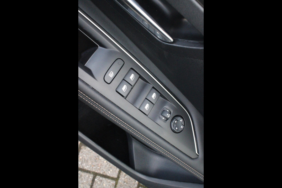 Peugeot 3008 1.2 Hybrid 145PK GT | 360° CAMERA | NAVIGATIE | ADAPTIVE CRUISE CONTROL | APPLE CARPLAY/ANDROID AUTO | CLIMATE CONTROL | 18" LICHTMETALEN VELGEN | DODEHOEK DETECTIE | KEYLESS ENTRY/START | FULL LED KOPLAMPEN | PARKEERSENSOREN VOOR EN ACHTER | DAB+ RADIO | LANE ASSIST |