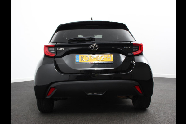Toyota Yaris 1.5 Hybrid Dynamic Automaat | Climate control | Cruise control adaptive | LED | Achteruitrijcamera | Lane assist | Navigatie | Apple Carplay/ Android Auto |