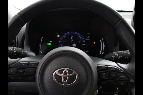 Toyota Yaris 1.5 Hybrid Dynamic Automaat | Climate control | Cruise control adaptive | LED | Achteruitrijcamera | Lane assist | Navigatie | Apple Carplay/ Android Auto |