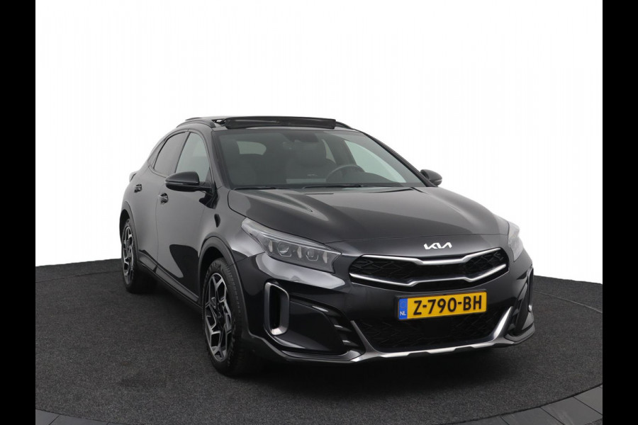 Kia Xceed 1.5 T-GDi GT-Line - Panorama dak - Stoel/Stuur verwarming - Navigatie - Climate Control - Achteruitrijcamera - Elektrische Achterklep - Fabrieksgarantie tot 03-2031