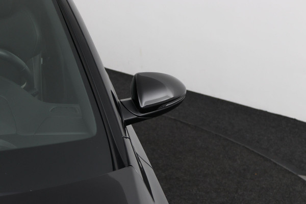 Kia Xceed 1.5 T-GDi GT-Line - Panorama dak - Stoel/Stuur verwarming - Navigatie - Climate Control - Achteruitrijcamera - Elektrische Achterklep - Fabrieksgarantie tot 03-2031