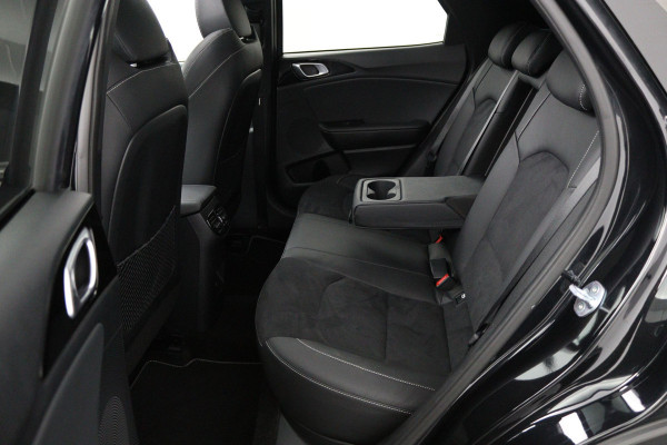 Kia Xceed 1.5 T-GDi GT-Line - Panorama dak - Stoel/Stuur verwarming - Navigatie - Climate Control - Achteruitrijcamera - Elektrische Achterklep - Fabrieksgarantie tot 03-2031
