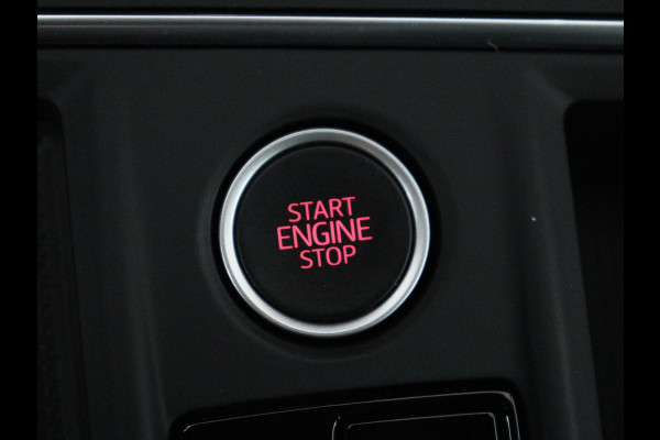 Seat Leon 1.4 TSI eHybrid PHEV Xcellence | SOH 100% | Stoel & stuurverwarming | Sfeerverlichting | Keyless | Navigatie | Park Assist | Cruise control | Digital Cockpit | Climate control | Plug In