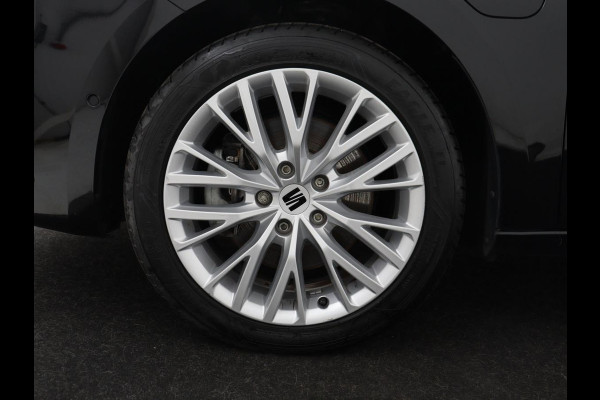 Seat Leon 1.4 TSI eHybrid PHEV Xcellence | SOH 100% | Stoel & stuurverwarming | Sfeerverlichting | Keyless | Navigatie | Park Assist | Cruise control | Digital Cockpit | Climate control | Plug In