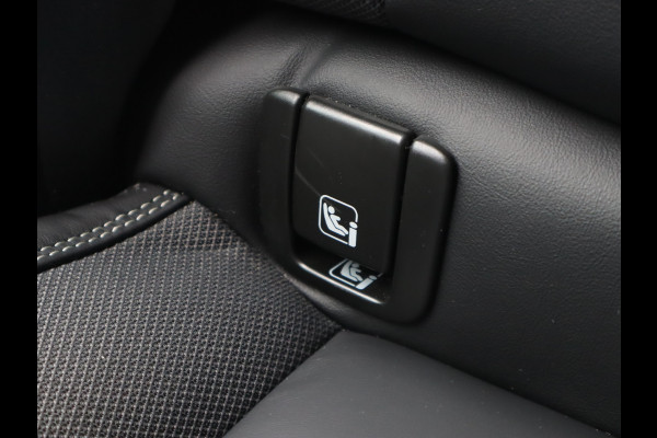 Volvo XC60 2.0 B4 R-Design  Leder / Facelift Lage kilometerstand