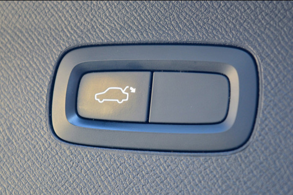 Volvo XC90 2.0 D4 90th Anniversary Edition