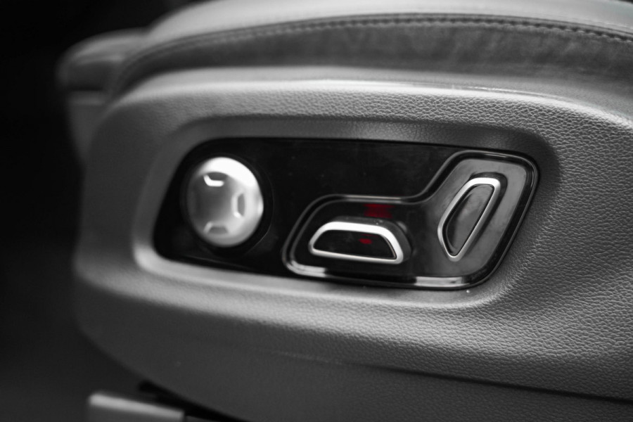 Hongqi E-HS9 Business 84 kWh |BOMVOLL|7zits|Pano|360 Camera|Dodehoek|Ambient|