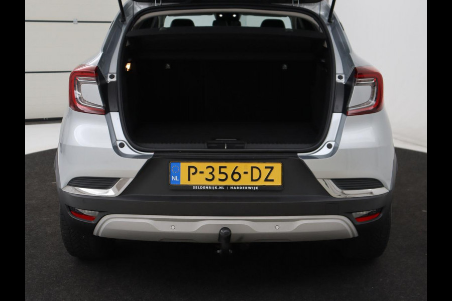 Renault Captur 1.3 TCe Intens | Panoramadak | 360 Camera | Trekhaak | Half leder | Carplay | Keyless | Climate control | Full LED | Getint glas | Cruise control | Parkeerhulp