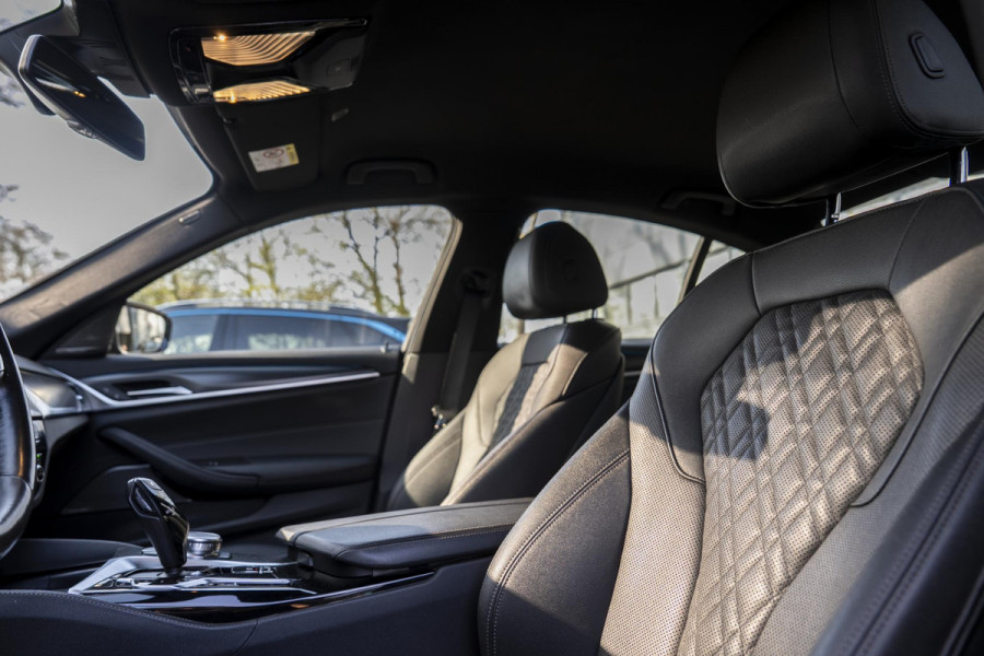 BMW 5 Serie 530e M-Sport | H&K | Leder | Carplay | Camera