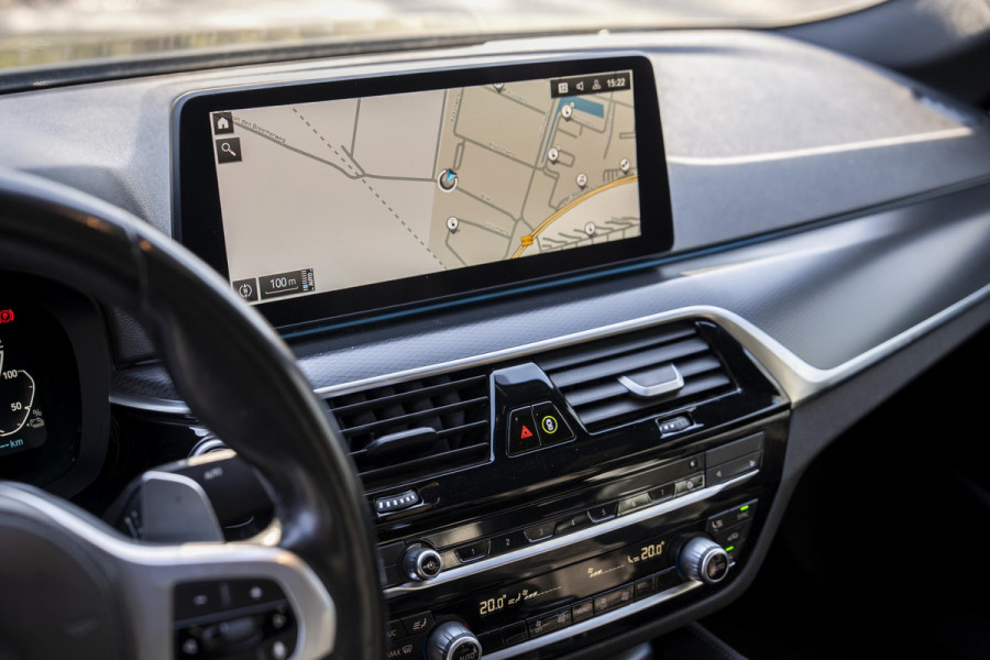 BMW 5 Serie 530e M-Sport | H&K | Leder | Carplay | Camera