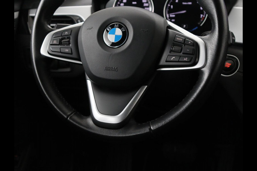 BMW X2 xDrive25e High Executive | SOH 85,7% | Head-Up | Leder | Sportstoelen | Stoelverwarming | Park Assist | Navigatie | Full LED | Climate control | Bluetooth | Cruise control | Individual Storm Bay Metallic