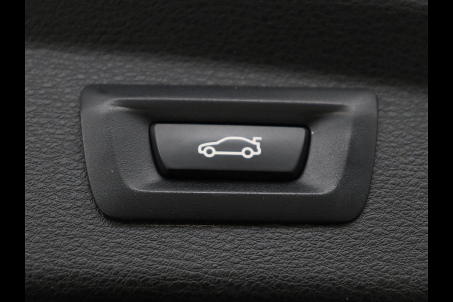 BMW X2 xDrive25e High Executive | SOH 85,7% | Head-Up | Leder | Sportstoelen | Stoelverwarming | Park Assist | Navigatie | Full LED | Climate control | Bluetooth | Cruise control | Individual Storm Bay Metallic