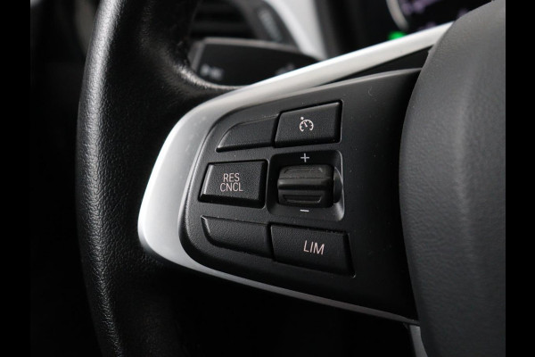 BMW X2 xDrive25e High Executive | SOH 85,7% | Head-Up | Leder | Sportstoelen | Stoelverwarming | Park Assist | Navigatie | Full LED | Climate control | Bluetooth | Cruise control | Individual Storm Bay Metallic