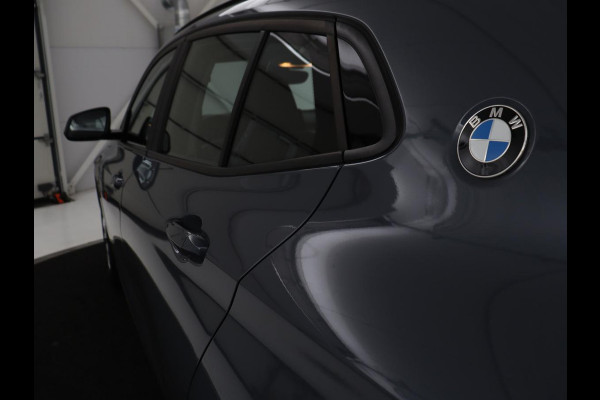BMW X2 xDrive25e High Executive | SOH 85,7% | Head-Up | Leder | Sportstoelen | Stoelverwarming | Park Assist | Navigatie | Full LED | Climate control | Bluetooth | Cruise control | Individual Storm Bay Metallic