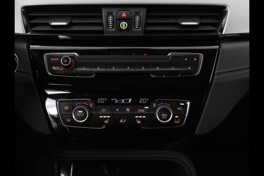 BMW X2 xDrive25e High Executive | SOH 85,7% | Head-Up | Leder | Sportstoelen | Stoelverwarming | Park Assist | Navigatie | Full LED | Climate control | Bluetooth | Cruise control | Individual Storm Bay Metallic