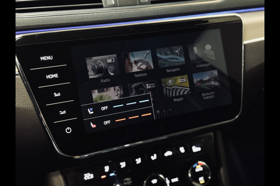 Škoda Superb Combi 1.4 TSI iV Laurin & Klement | Panorama | Stoelvent. | Trekhaak