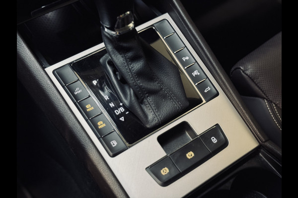 Škoda Superb Combi 1.4 TSI iV Laurin & Klement | Panorama | Stoelvent. | Trekhaak