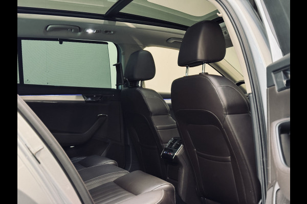 Škoda Superb Combi 1.4 TSI iV Laurin & Klement | Panorama | Stoelvent. | Trekhaak