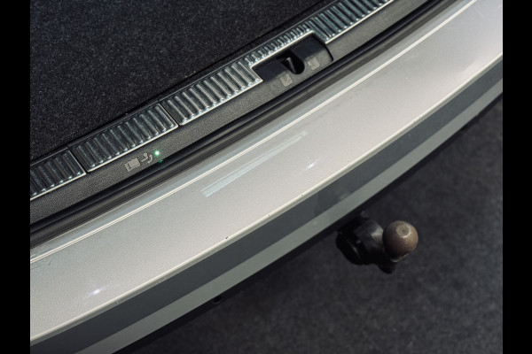 Škoda Superb Combi 1.4 TSI iV Laurin & Klement | Panorama | Stoelvent. | Trekhaak