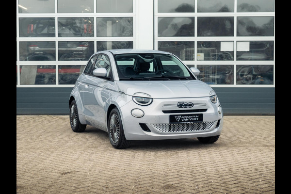 Fiat 500 Hybrid Torino Launch Edition | Clima | Carplay | PDC | Priv Glass | Celestial Blue
