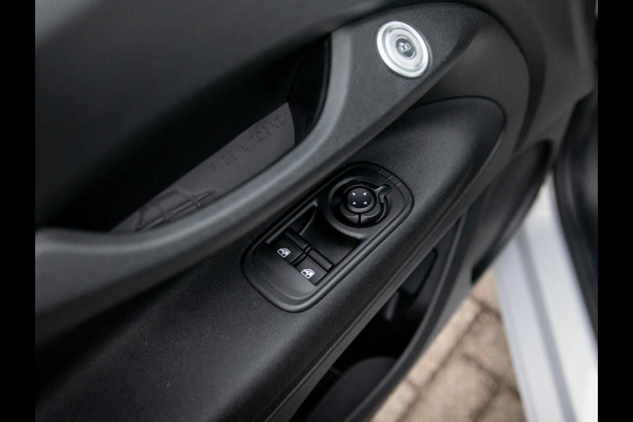 Fiat 500 Hybrid Torino Launch Edition | Clima | Carplay | PDC | Priv Glass | Celestial Blue