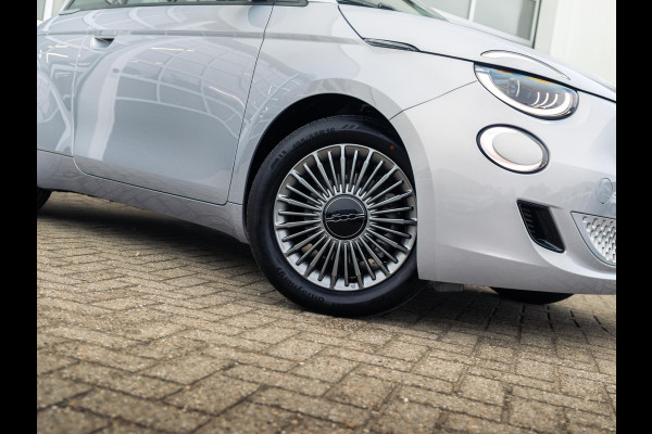 Fiat 500 Hybrid Torino Launch Edition | Clima | Carplay | PDC | Priv Glass | Celestial Blue