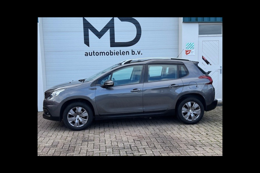 Peugeot 2008 1.2 Blue Lion - Trekhaak - Panorama dak - NAP