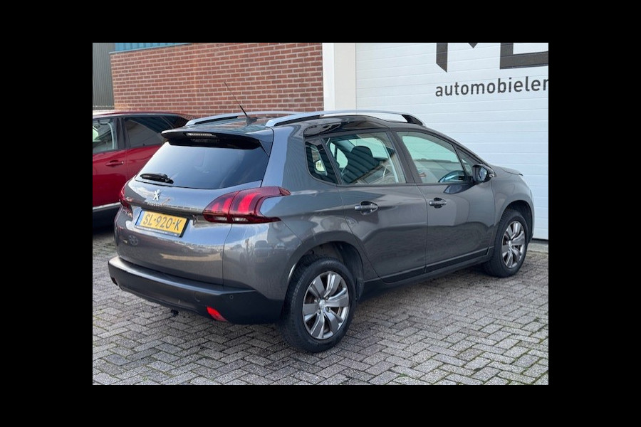 Peugeot 2008 1.2 Blue Lion - Trekhaak - Panorama dak - NAP