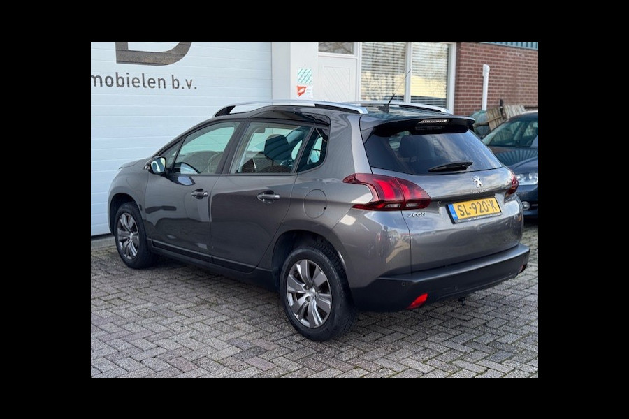 Peugeot 2008 1.2 Blue Lion - Trekhaak - Panorama dak - NAP