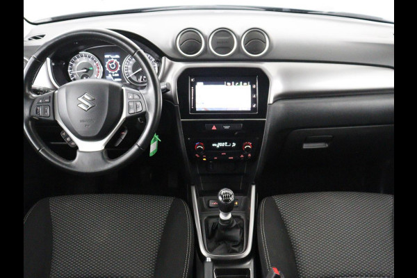 Suzuki Vitara 1.4 Boosterjet Select Smart Hybrid | Stoelverwarming | Trekhaak | Adaptive cruise | Carplay | Camera | Full LED | Navigatie | Climate control | Parkeerhulp