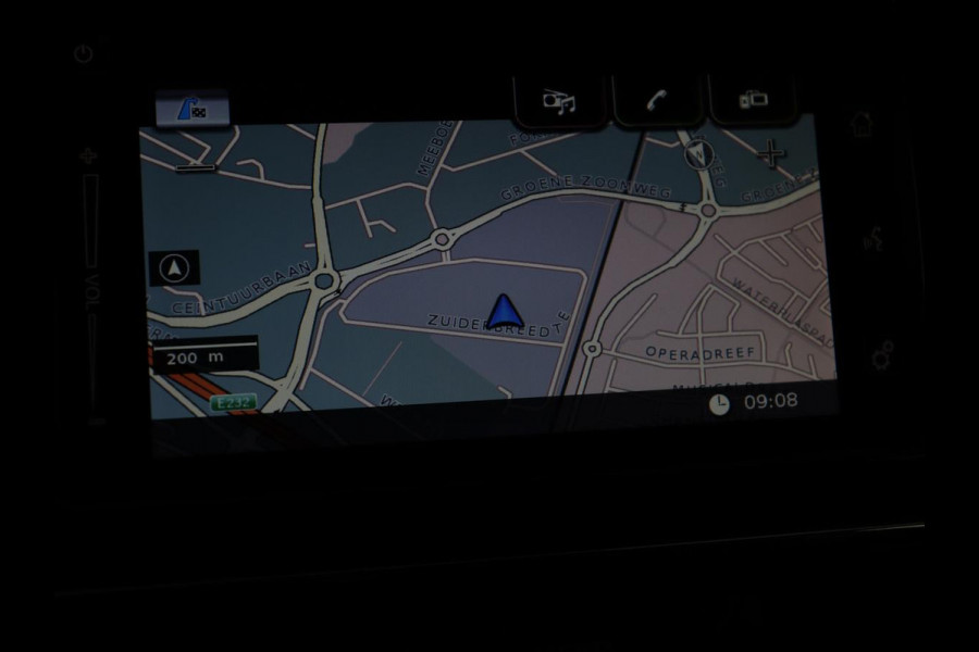 Suzuki Vitara 1.4 Boosterjet Select Smart Hybrid | Stoelverwarming | Trekhaak | Adaptive cruise | Carplay | Camera | Full LED | Navigatie | Climate control | Parkeerhulp