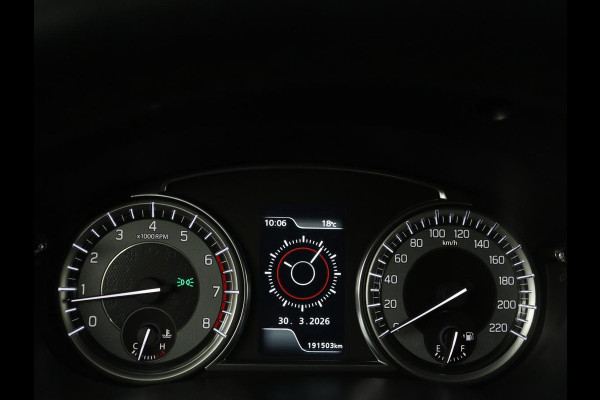 Suzuki Vitara 1.4 Boosterjet Select Smart Hybrid | Stoelverwarming | Trekhaak | Adaptive cruise | Carplay | Camera | Full LED | Navigatie | Climate control | Parkeerhulp