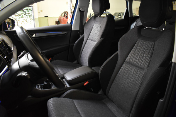 Škoda Karoq 1.5 TSI 150PK ACT BUSINESS EDITION PLUS CAMERA/NAVI/TREKHAAK