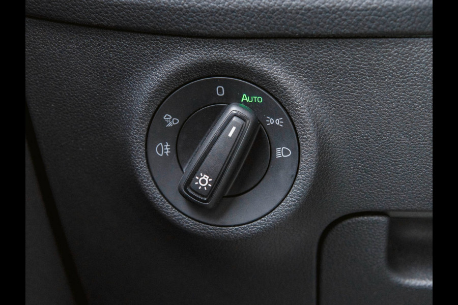 Škoda Kodiaq 1.5 TSI Sportline Business Panoramadak|Trekhaak|Stoelverwarming|Memory|Camera