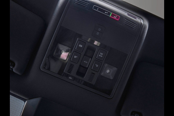 Škoda Kodiaq 1.5 TSI Sportline Business Panoramadak|Trekhaak|Stoelverwarming|Memory|Camera