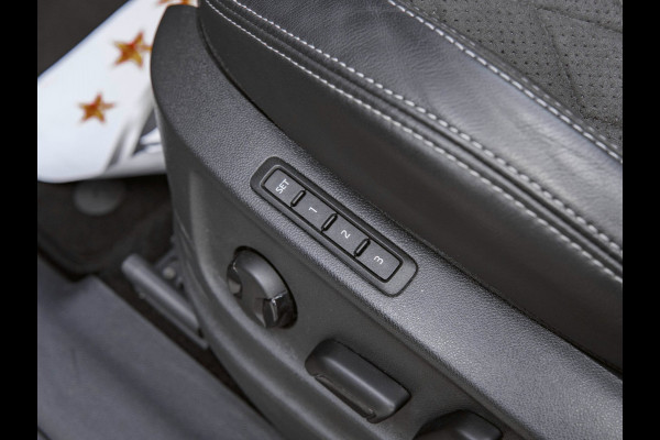 Škoda Kodiaq 1.5 TSI Sportline Business Panoramadak|Trekhaak|Stoelverwarming|Memory|Camera