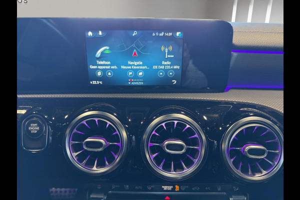 Mercedes-Benz CLA-Klasse Shooting Brake 250 e AMG Line | Panoramadak | Stoelverw | Elektr.Klep | Apple | Camera |