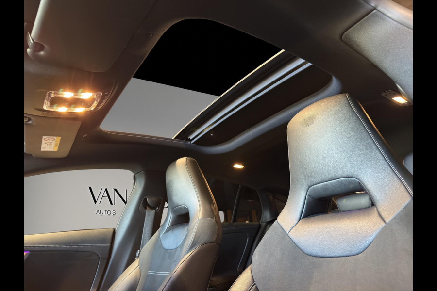 Mercedes-Benz CLA-Klasse Shooting Brake 250 e AMG Line | Panoramadak | Stoelverw | Elektr.Klep | Apple | Camera |