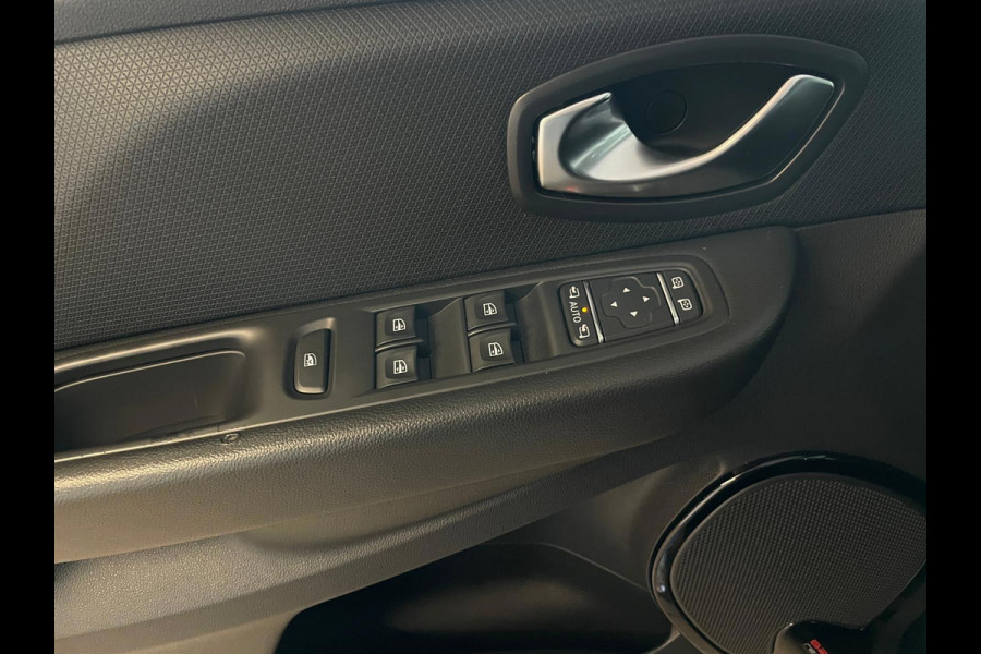 Renault Clio 0.9 TCe Intens AIRCO CLIMA NAVI CRUISE LED HALF LEER PRIVACY GLAS VELGEN NIEUWSTAAT