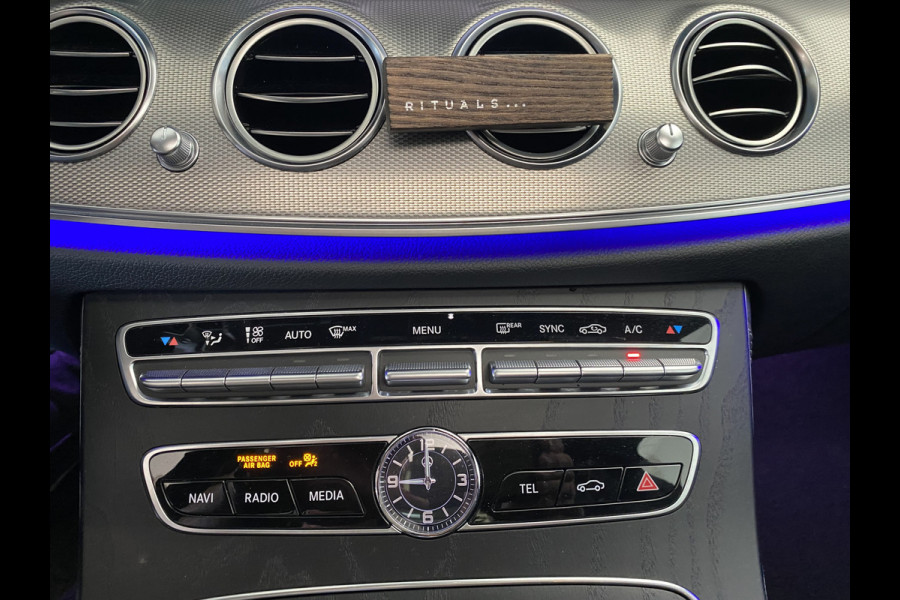 Mercedes-Benz E-Klasse 200 Business Solution AMG Upgrade Edition Panodak /Camera