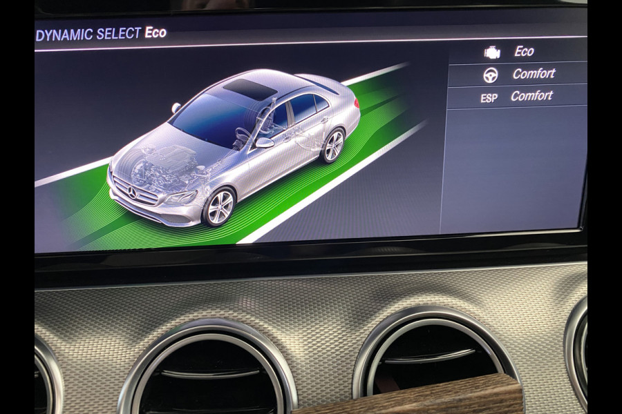 Mercedes-Benz E-Klasse 200 Business Solution AMG Upgrade Edition Panodak /Camera